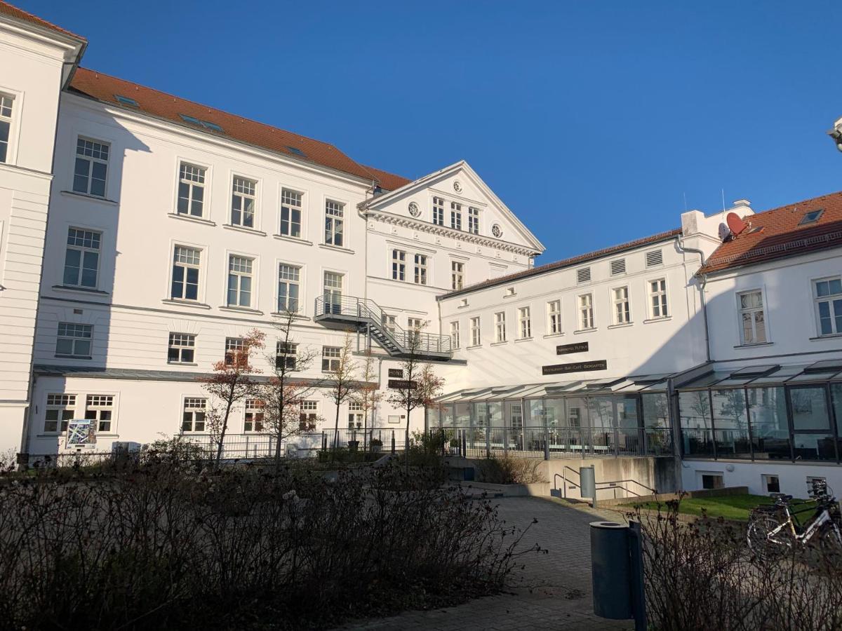 Parkhotel Putbus - Renoviert Seit Februar 2025 Exterior foto
